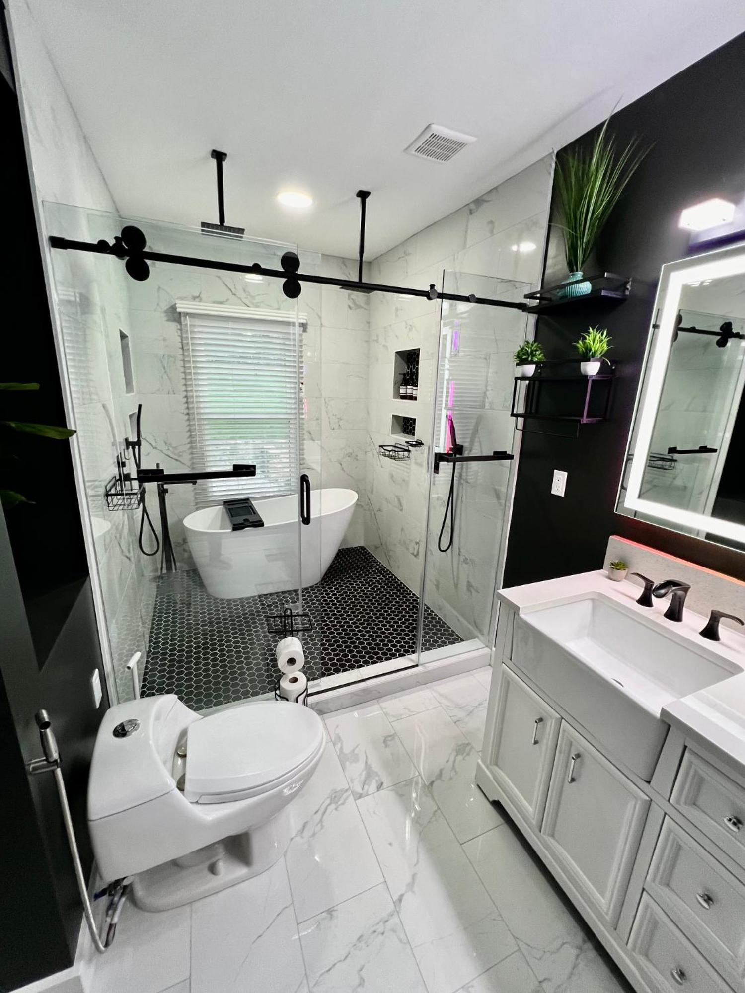 Charming 2Br 2Ba 10 Min Dt Airport By Lsp Homes Atlanta Ngoại thất bức ảnh